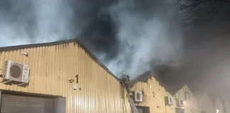 Пожежа на складі в Лондоні