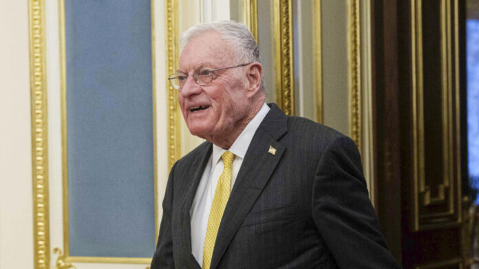 AP25067673279277 Кіт Келлог про ракети Tomahawk