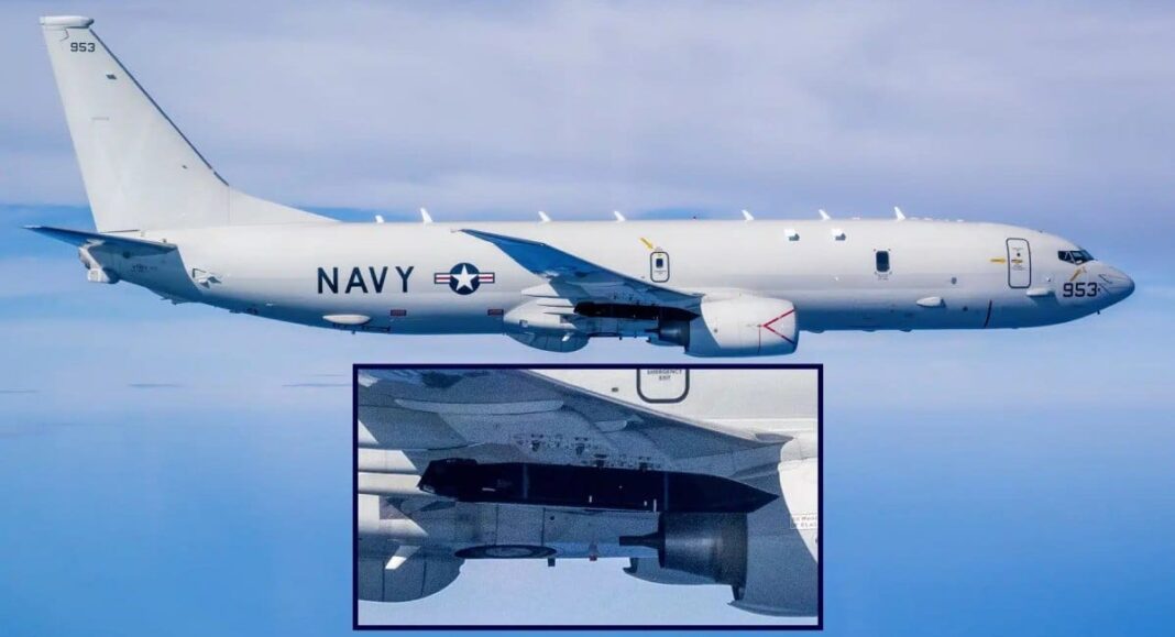 Літак P-8 Poseidon, розгорнутий США біля кордонів Росії