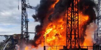 Зруйнований газовидобувний об’єкт після російського удару в Україні