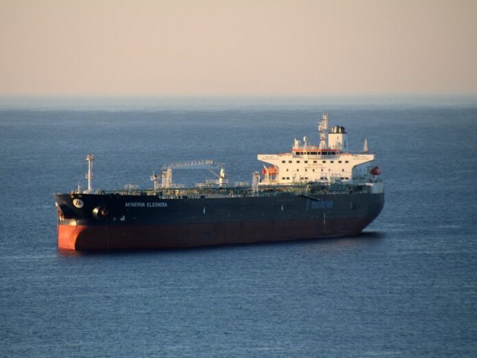 3awc54---c4x3x50px50p--4dca6b2ea8716249577a20d77f85b7e2 Танкер у морі, який перевозить нафту Urals