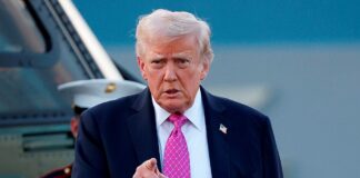 Дональд Трамп під час виступу у Вашингтоні