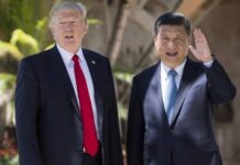 Президент США Дональд Трамп і лідер КНР Сі Цзіньпін на зустрічі в Пусані