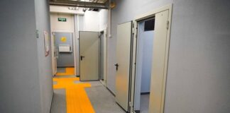 Сучасне протирадіаційне укриття, збудоване в Києві на Оболоні