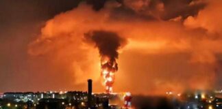 Explosions and fire at the oil depot in Feodosia