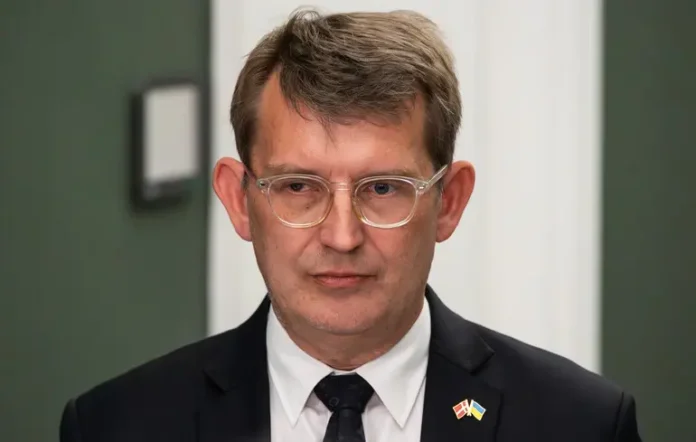 7_main Міністр оборони Данії під час брифінгу в Копенгагені