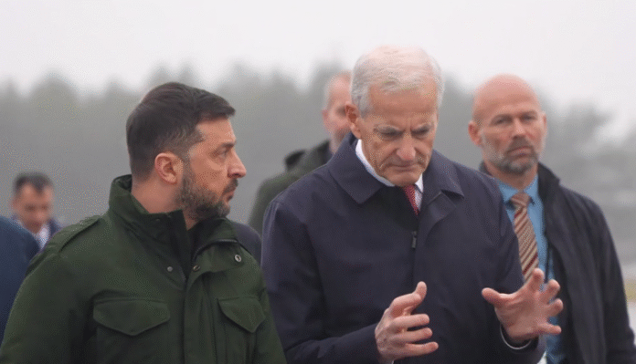 Screenshot_1 Президент України Володимир Зеленський і прем’єр-міністр Норвегії Йонас Гар Стере під час зустрічі в Європі.