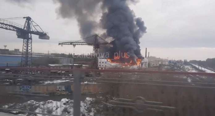 Screenshot_2 Пожежа на заводі в Новосибірську