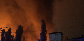 Падіння уламків дрона в Подільському районі Києва.