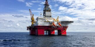 Нафтова платформа