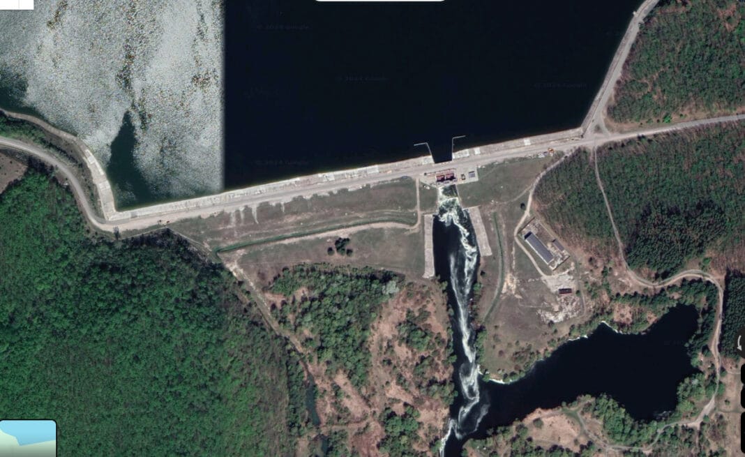 Дамба Бєлгородського водосховища після удару HIMARS