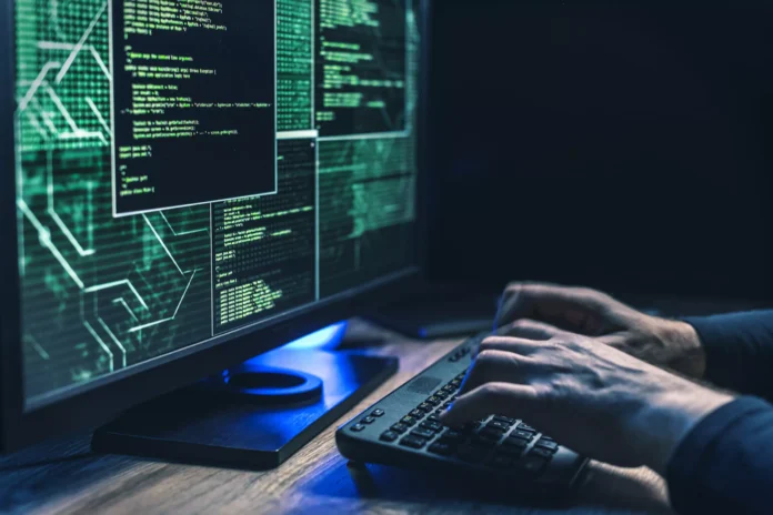 microsoft_kiberataki_scaled_jpg_01ca228233 Російські хакери зламали 8 британських баз