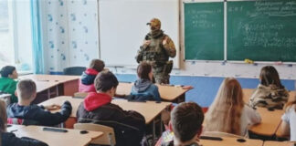 Українські діти на окупованій території