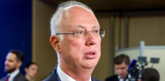 Спецпредставник президента рф Кирило Дмітрієв під час інтерв’ю Fox News