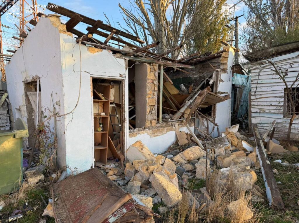 МАСОВАНИЙ ОБСТРІЛ ОДЕСИ: ПОШКОДЖЕНО ЕНЕРГЕТИКУ, Є ПОСТРАЖДАЛІ 2 наслідки атаки на Одесу 11.10.2025