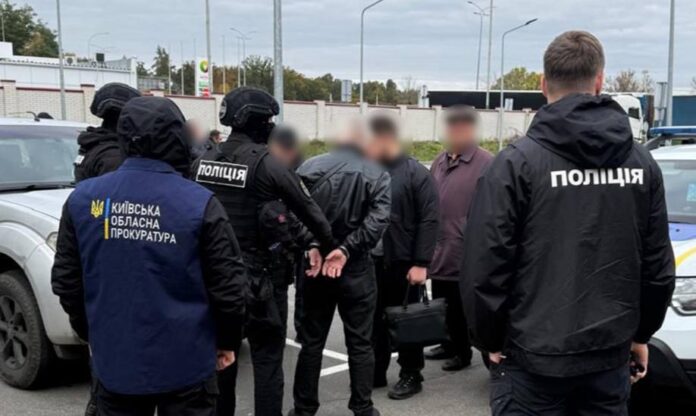 photo_2025-10-17_15-46-29 Поліція ДСР затримала керівника ГО під час отримання хабаря