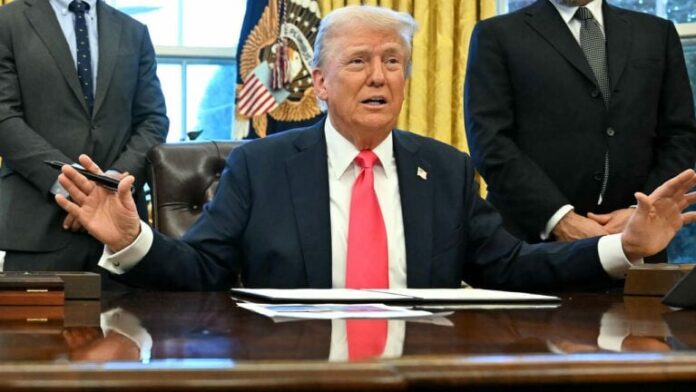 tramp-donald-1-1-1-768x432 Дональд Трамп на пресконференції у Білому домі