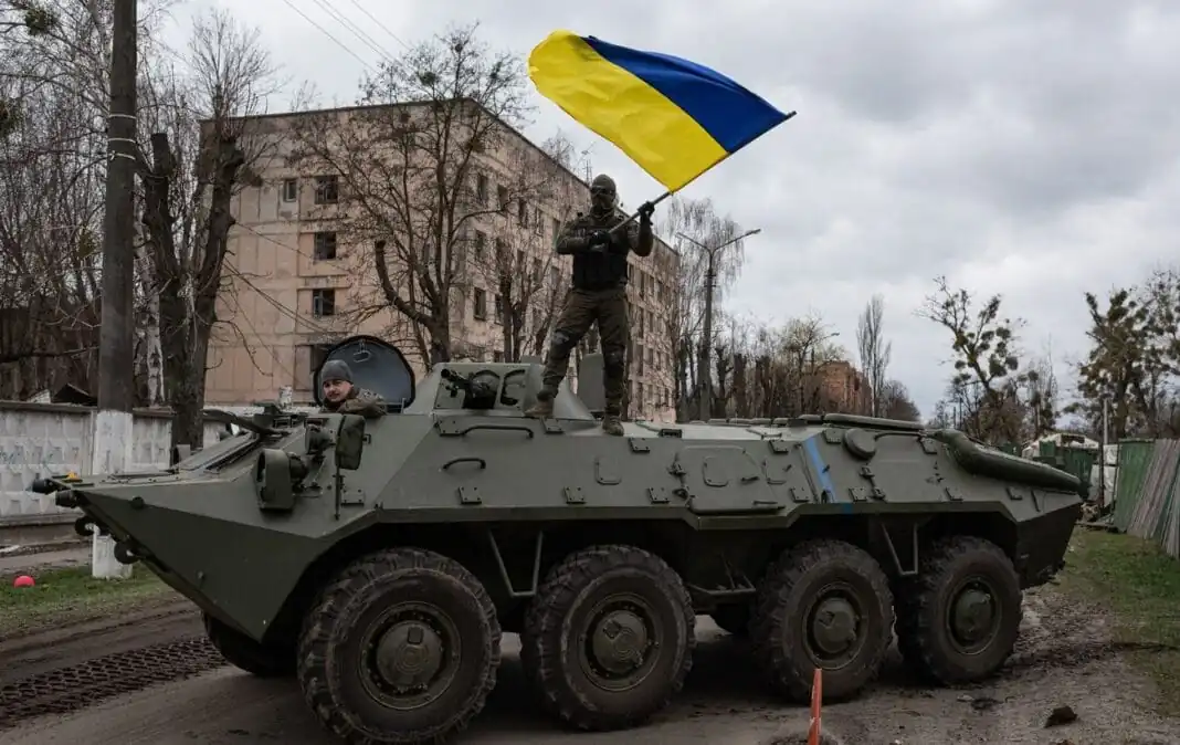_ukr_vii__skovi_prapor_gettyimages_1239844238_4ad57619df28e776c0f31d6e5a9179cb_1300x820 Українські військові звільняють населені пункти на Донеччині — Кучерів Яр і Затишок.