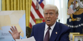 Дональд Трамп у Вашингтоні