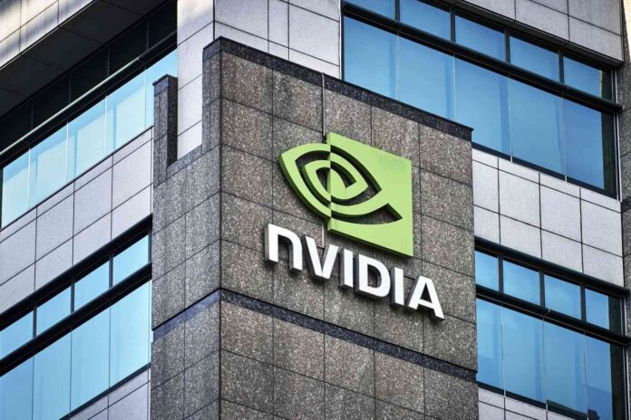 Логотип NVIDIA на будівлі компанії