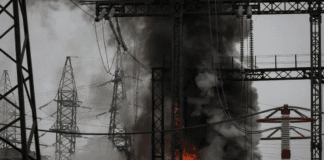 Зруйнована трансформаторна підстанція після удару дронами на Чернігівщині