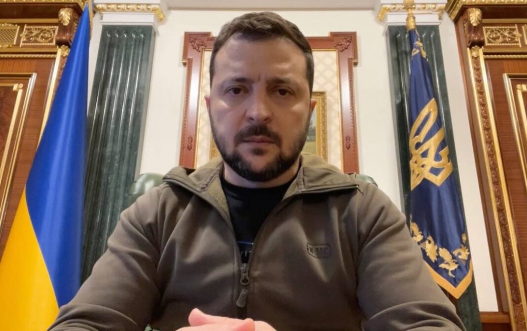 32df8c94e85b3bcbfab7c02cf7d1e0c3_1666548049_extra_large Volodymyr Zelenskyy during his address to the citizens of Ukraine