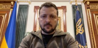 Володимир Зеленський під час звернення до громадян України