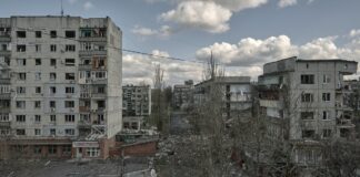 Бійці ЗСУ на позиціях поблизу лінії фронту в Донеччині.