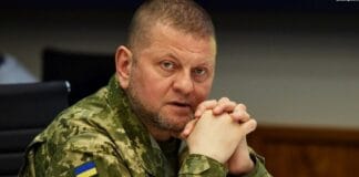 Валерій Залужний під час інтерв’ю