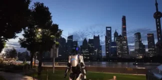 Китайський робот-андроїд, який встановив рекорд