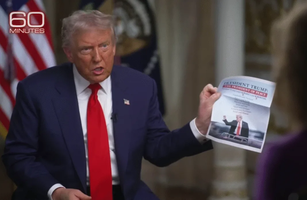 Screenshot_2 Дональд Трамп показує листівку «President of Peace» під час інтерв’ю 60 Minutes