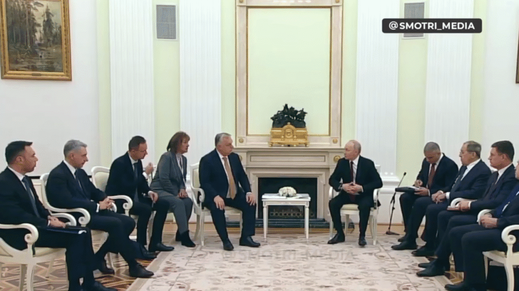 Viktor Orban at a meeting with Putin in Moscow