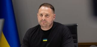 Andriy Yermak during an official briefing