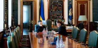 Президент Володимир Зеленський під час заяви щодо кадрових рішень