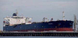 Танкер із російською нафтою у порту Новоросійська