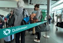 Українські біженці в аеропорту Дубліна