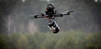 Дрон з вибухівкою