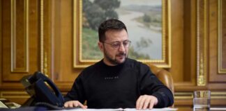 Президент України підписує закон про бронювання працівників