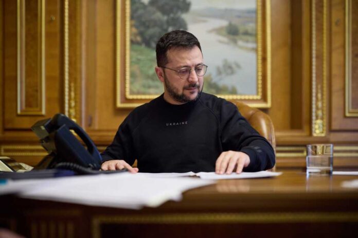 htxB7p2h Президент України підписує закон про бронювання працівників