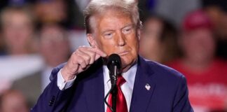 Дональд Трамп під час виступу