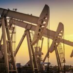 OPEC+ призупиняє збільшення видобутку нафти через ризик надлишку пропозиції