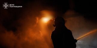 Пожежа після ворожої атаки на об’єкт газовидобування у Полтавському районі.