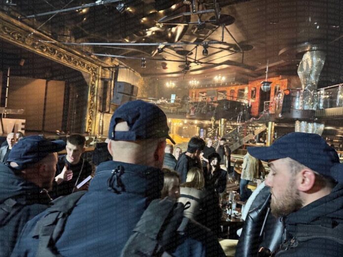 photo_2025-11-01_23-43-33 Поліція перевіряє нічний клуб Palladium в Одесі