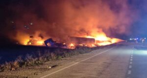 Згорівші автомобілі на Одещині після атаки рф