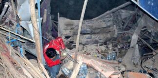 Руйнування після землетрусу в Мазарі-Шаріфі, Афганістан