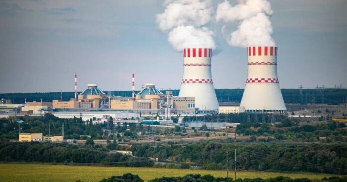 Нововоронезька АЕС під час роботи