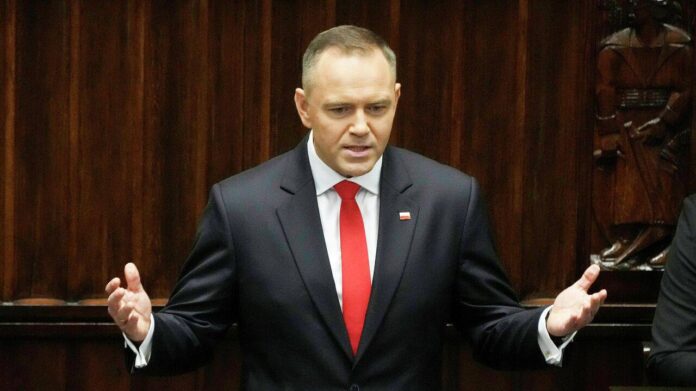 photo_2025-11-15_10-50-10 Президент Польщі Пйотр Навроцький виступає перед виборцями