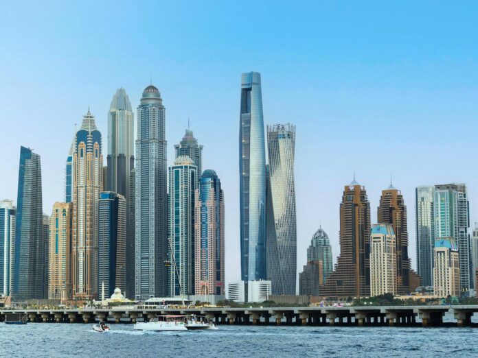 Хмарочос Ciel Dubai Marina — найвищий готель у світі