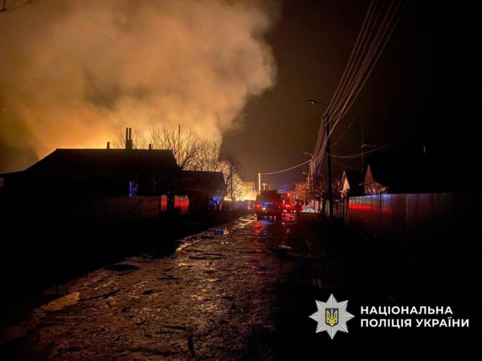 photo_2025-11-18_10-03-20 Пошкоджений житловий будинок у Городні після нічної атаки РФ.