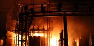 Палаюча електропідстанція у Курській області